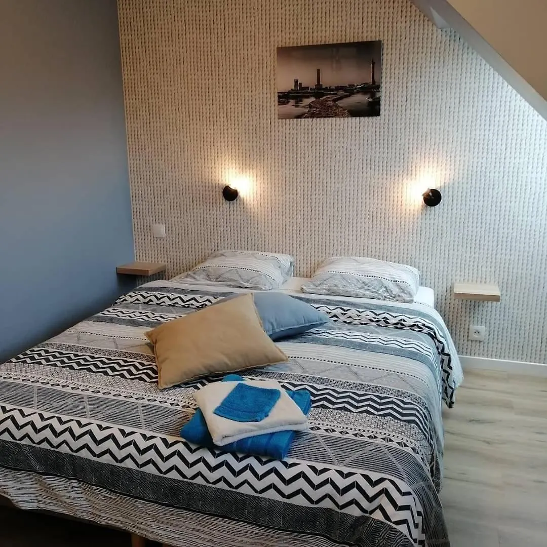 Natural Green Group Villa Classified 4 Ears Penmarcʼh
