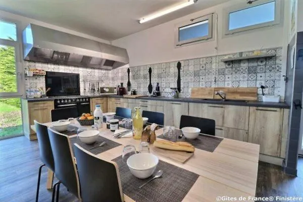 Natural Green Group Villa Classified 4 Ears Penmarcʼh